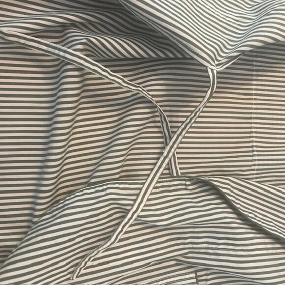 Striped Women's Robe - Picture 7 of 8